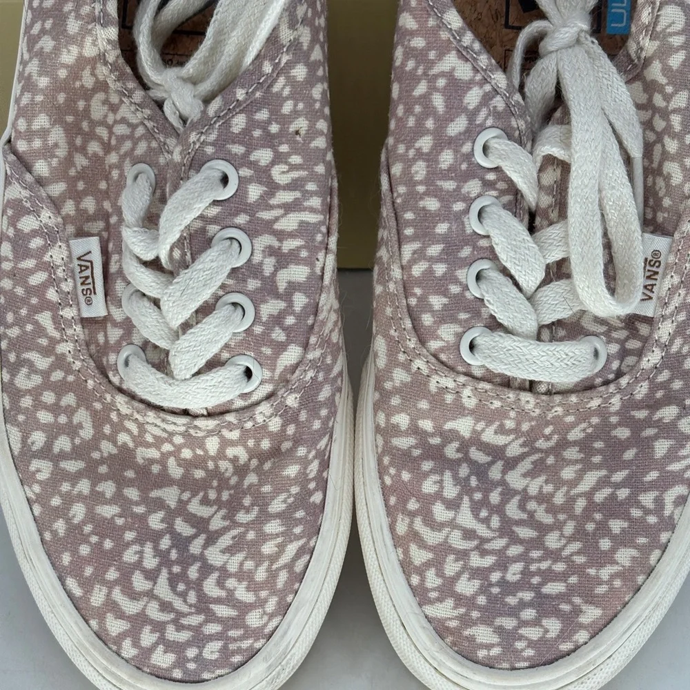 Vans Authentic Sneakers Eco Theory Animal Print Women 7.5 Pink White Low‎ Top